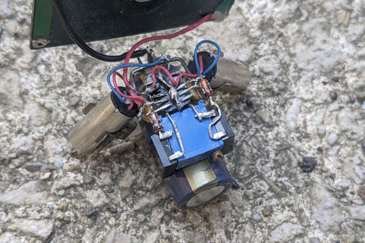 Close up of the photopopper circuit.